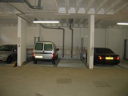 191 583x777 Richmond Kingswood Court 006