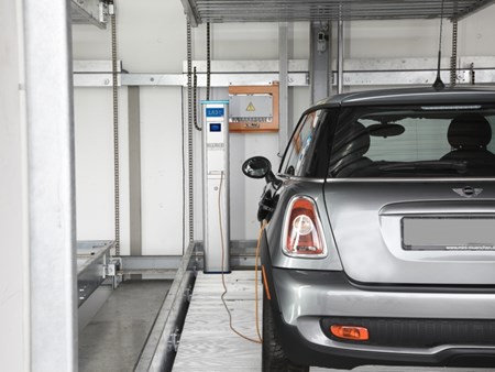 3830 571x800 r klaus  MG 0095 1