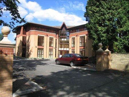 754 583x777 Mosely Court 004